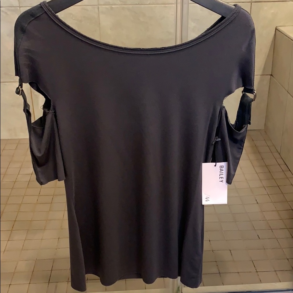 NWT Bailey 44 Arm Cut Out Top